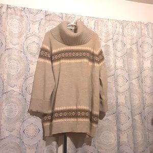 Beigne sweater